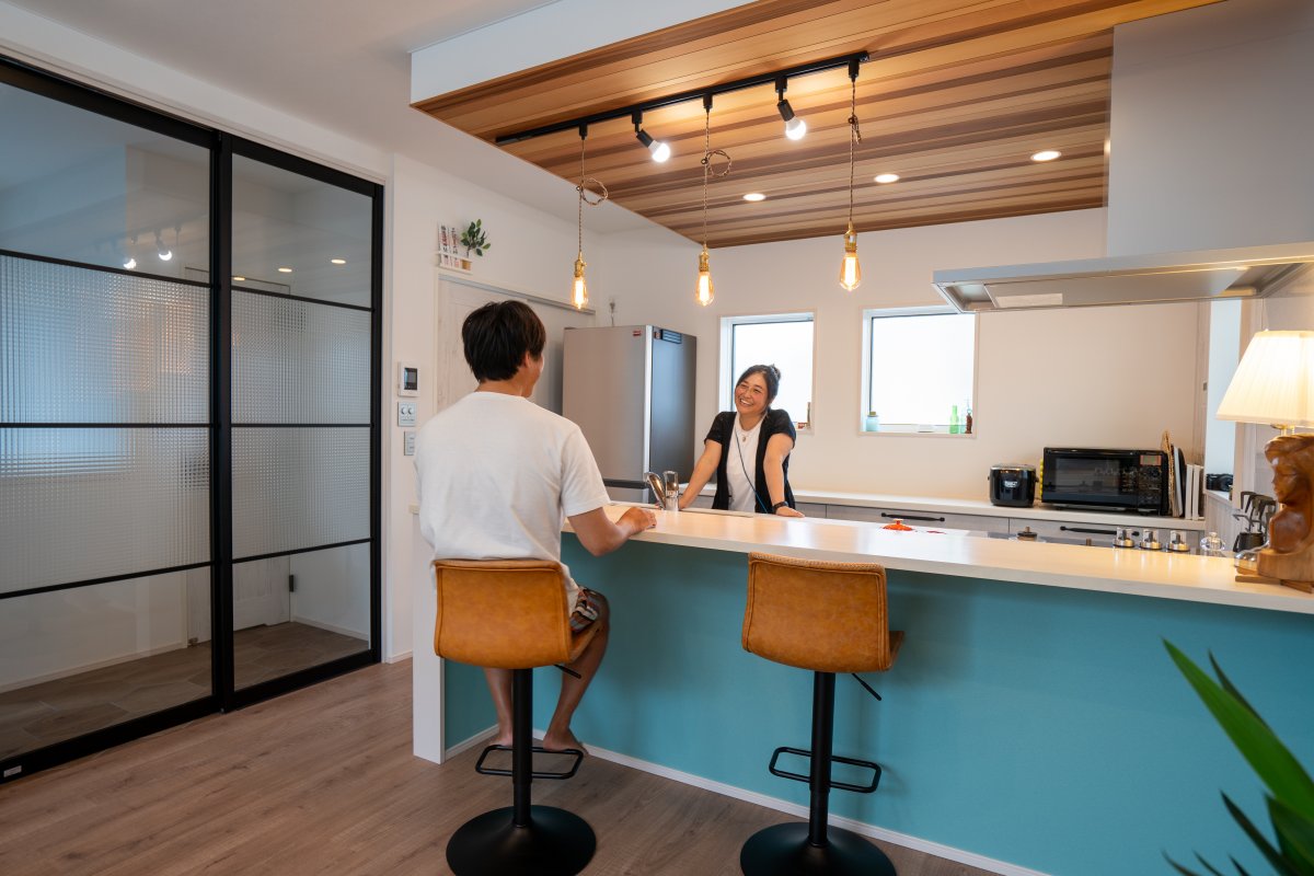 海辺のリゾートホテルのような心地よい風を感じる家