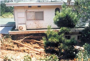 宇部市土砂災害写真