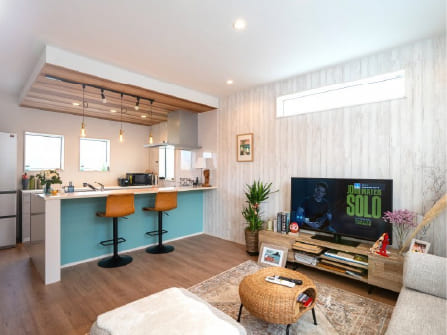 曲線を取り入れたエレガントなファサード