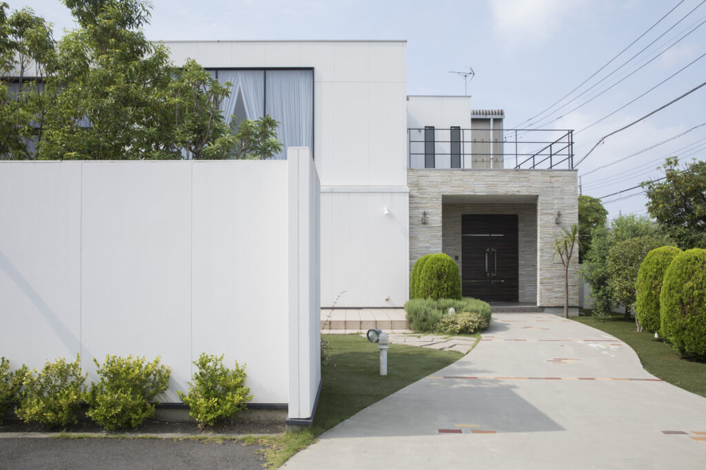鉄筋コンクリート造の一戸建ての外観